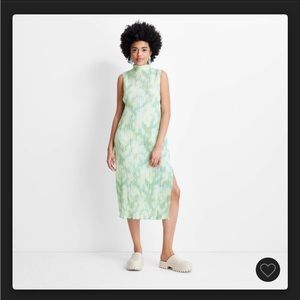 Sleeveless Watercolor Plisse Dress